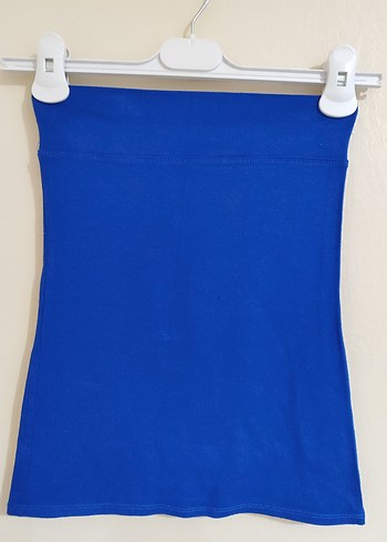 Saks Mavisi Straplez Bluz  Şık, Esnek ve Vücuda Oturan Tasarım - Görsel 2