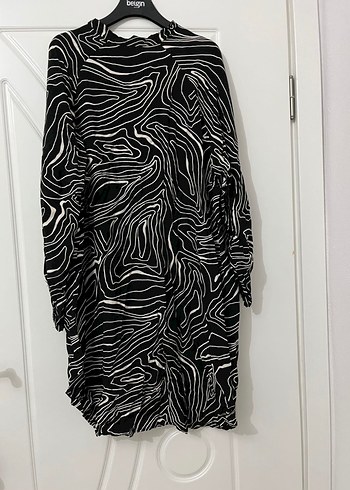 Uzun Kollu Siyah Zebra Desenli Tunik - Görsel 2