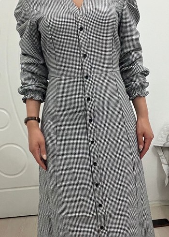 Gri Ekose V Yaka Uzun Kollu Elbise - Görsel 2