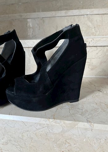 Siyah Süet Gotik Platform Topuklu Kadın Ayakkabı - Görsel 2