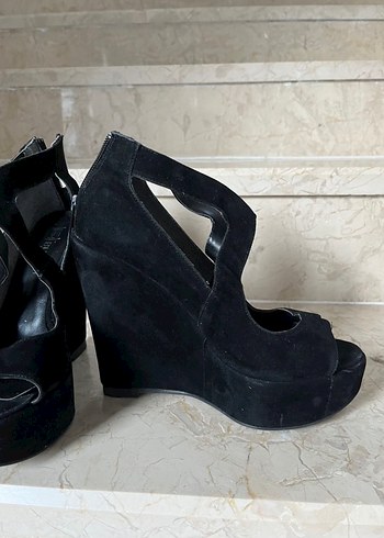 Siyah Süet Gotik Platform Topuklu Kadın Ayakkabı - Görsel 4
