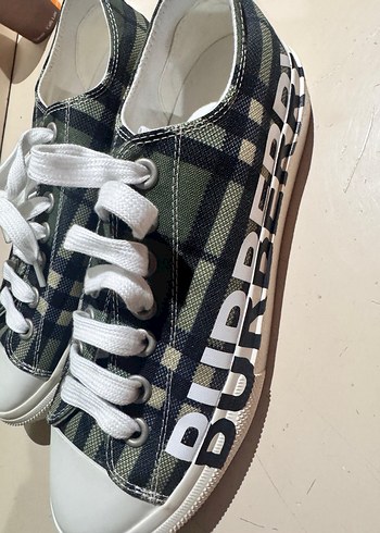 Ekose Desenli Kadın Spor Ayakkabı - Görsel 2