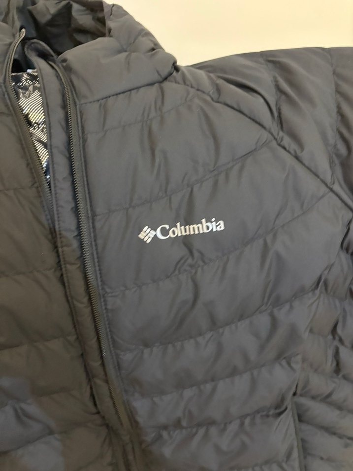 Columbia Siyah Kapüşonlu Kadın Mont - Görsel 2