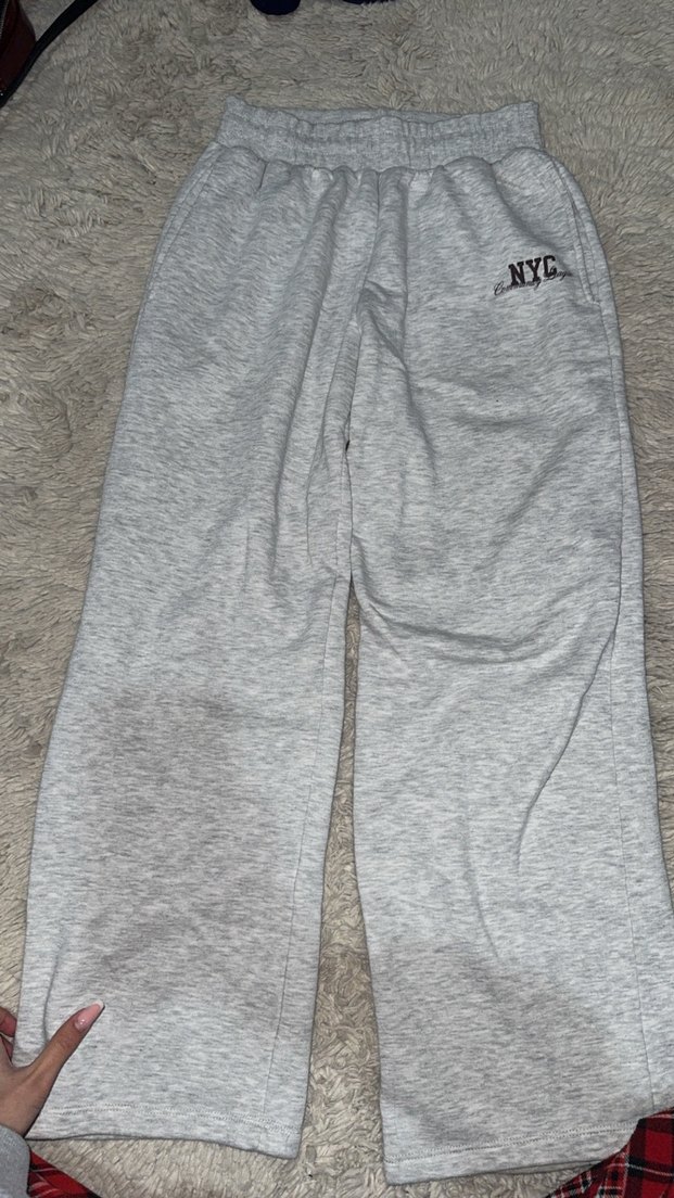 Gri Peluş Detaylı Bol Kesim Kadın Eşofman - Görsel 3