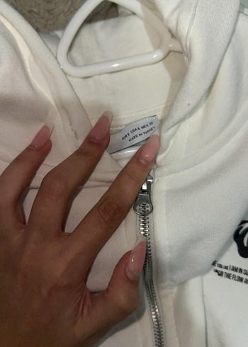 Beyaz Fermuarlı Kadın Sweatshirt - Görsel 2