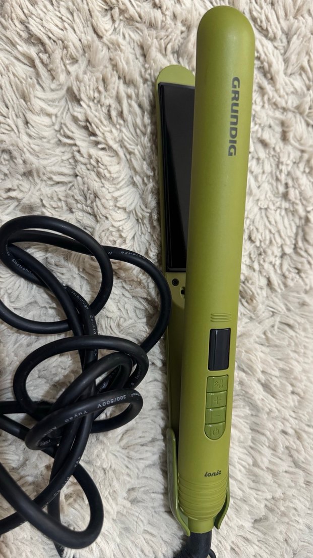 Yeşil Grundig Saç Düzleştirici - Görsel 2