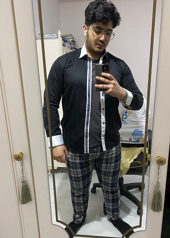 Düğmeli Siyah Erkek Gömlek - Görsel 4