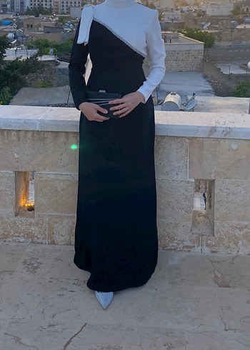 Kadın Beyaz Siyah Uzun Abiye Elbise - Görsel 4