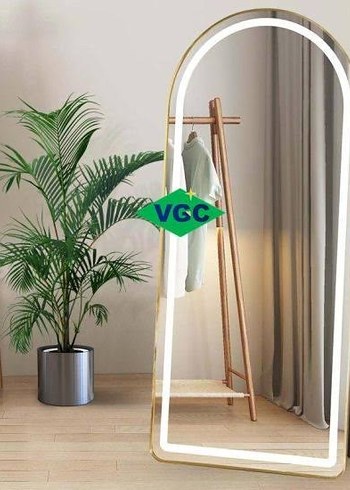 Altın Renkli Işıklı Dikdörtgen Ayna - Görsel 10