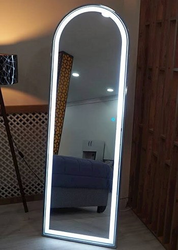 Altın Renkli Işıklı Dikdörtgen Ayna - Görsel 4