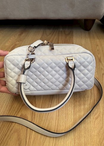Guess orijinal çanta - Görsel 6