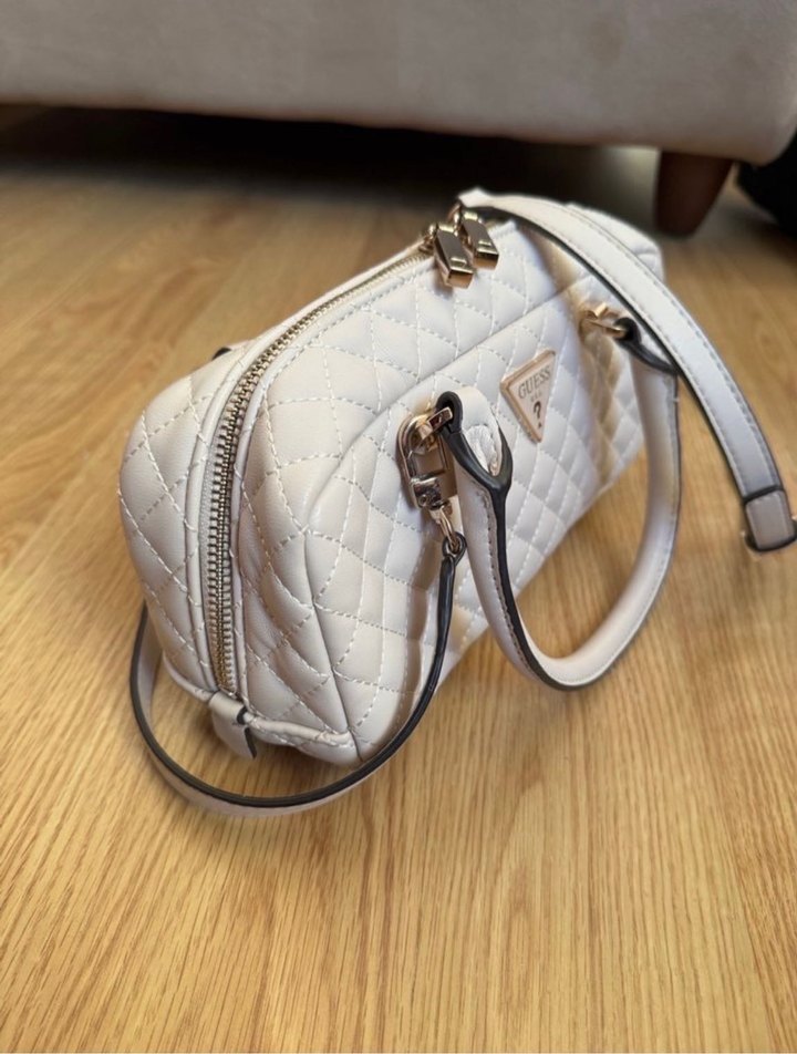 Guess orijinal çanta - Görsel 5