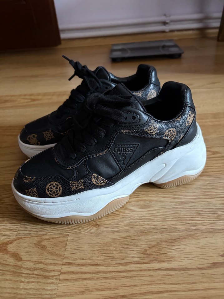 Orijinal Guess Spor Ayakkabı - Görsel 2