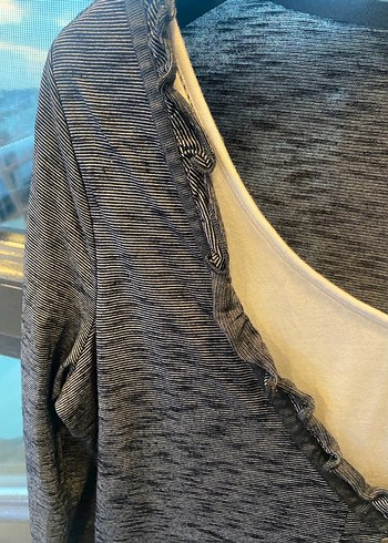 Marks Spencer Per Una Gri V Yaka Düğmeli Bluz - Görsel 3