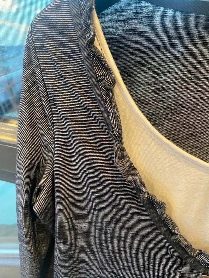 Marks Spencer Per Una Gri V Yaka Düğmeli Bluz - Görsel 3