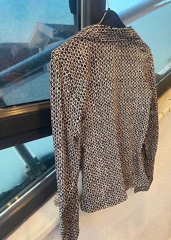 Marks Spencer Düğmeli V Yaka Yılan Desenli Kadın Bluz - Görsel 4