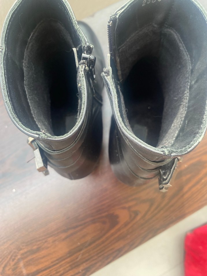 Elle Siyah Hakiki El Yapımı İtalyada Design Edilmiş Kadın Bot - Görsel 5