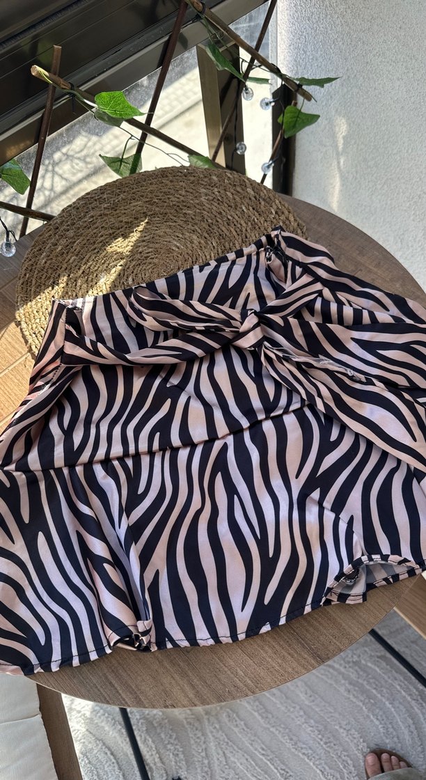 Drapeli Zebra Desenli Mini Etek - Görsel 2