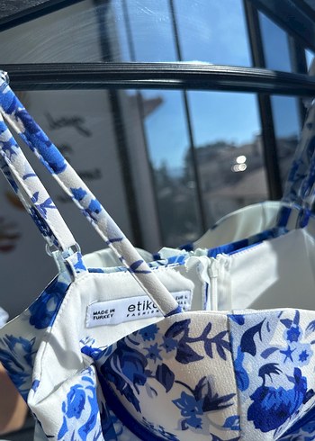 Mavi Çiçek Desenli Mini Straplez Büstiyer - Görsel 3