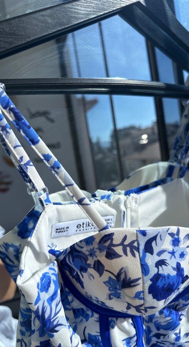 Mavi Çiçek Desenli Mini Straplez Büstiyer - Görsel 3