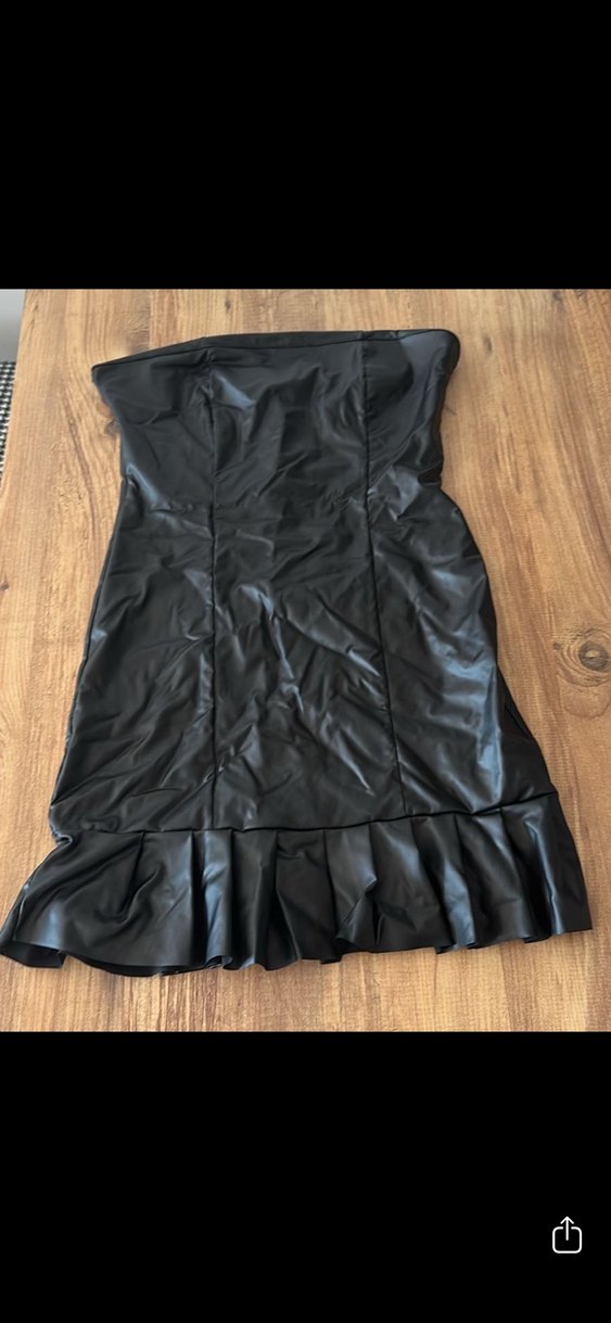 Hiç giyilmedi üste oturan deri elbisem - Görsel 2