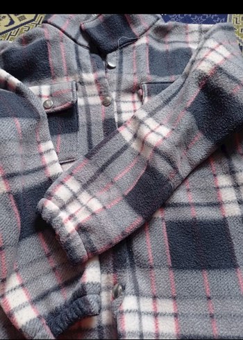 Düğmeli Uzun Kollu Kadın Gömlek - Görsel 3