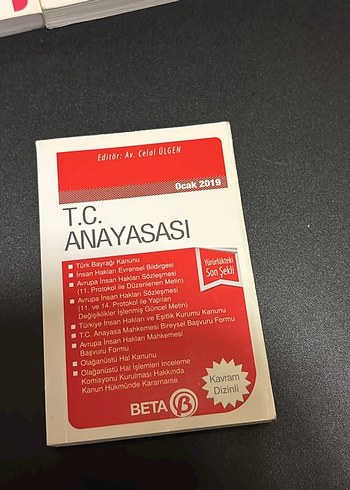 Anayasa ve Fikir Sanat Eserleri Kanunu Kitapları - Görsel 3