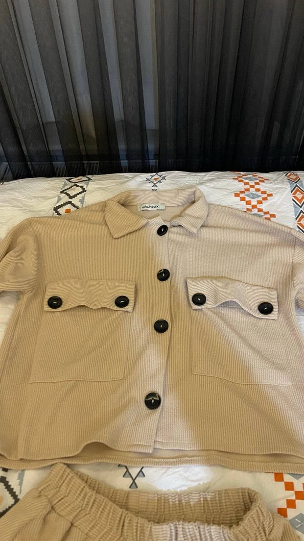 Bej Uzun Kollu Düğmeli Kadın Takım - Görsel 3