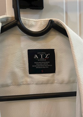 Beyaz Düğmeli Erkek Gömlek - Görsel 3