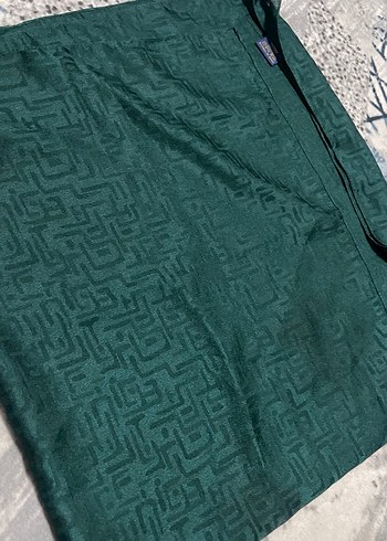 Bordo Pilili Kadın eşarp- Piramit - Görsel 4