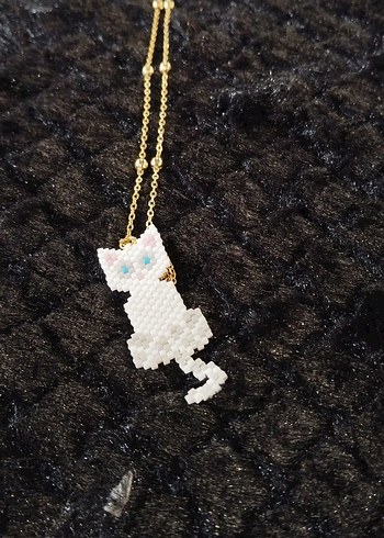 Accessorize Kararmaz Zincirli Miyuki Beyaz Kedi Kolye