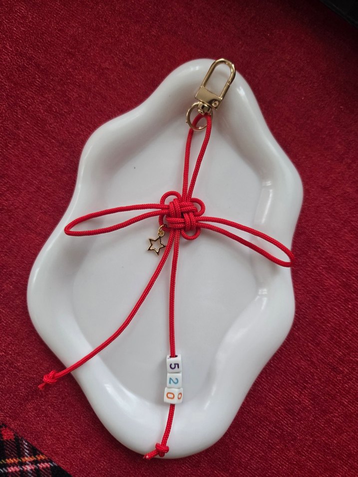 Şans düğümü ve 777 manifest charm - Görsel 3