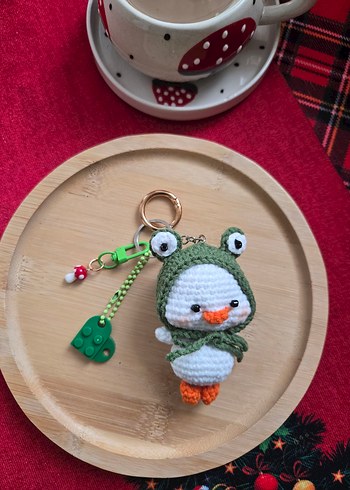 Renkli Örgü Kurbağa Temalı Anahtarlık - Görsel 2