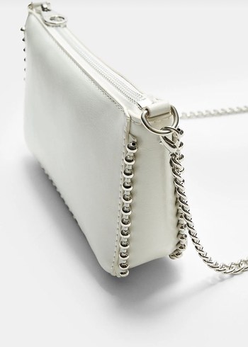 Minimalist Beyaz Süet Kemerli Kadın Çanta - Görsel 4