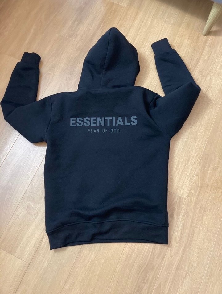 Siyah Essentials hoodie - Görsel 3