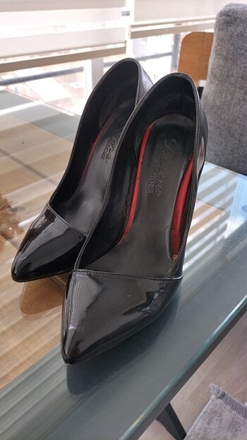 Stiletto 
