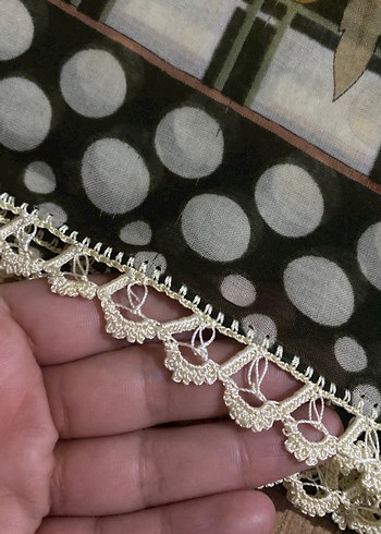 Dantel Kenarlı Vintage Kadın Eşarp - Görsel 2