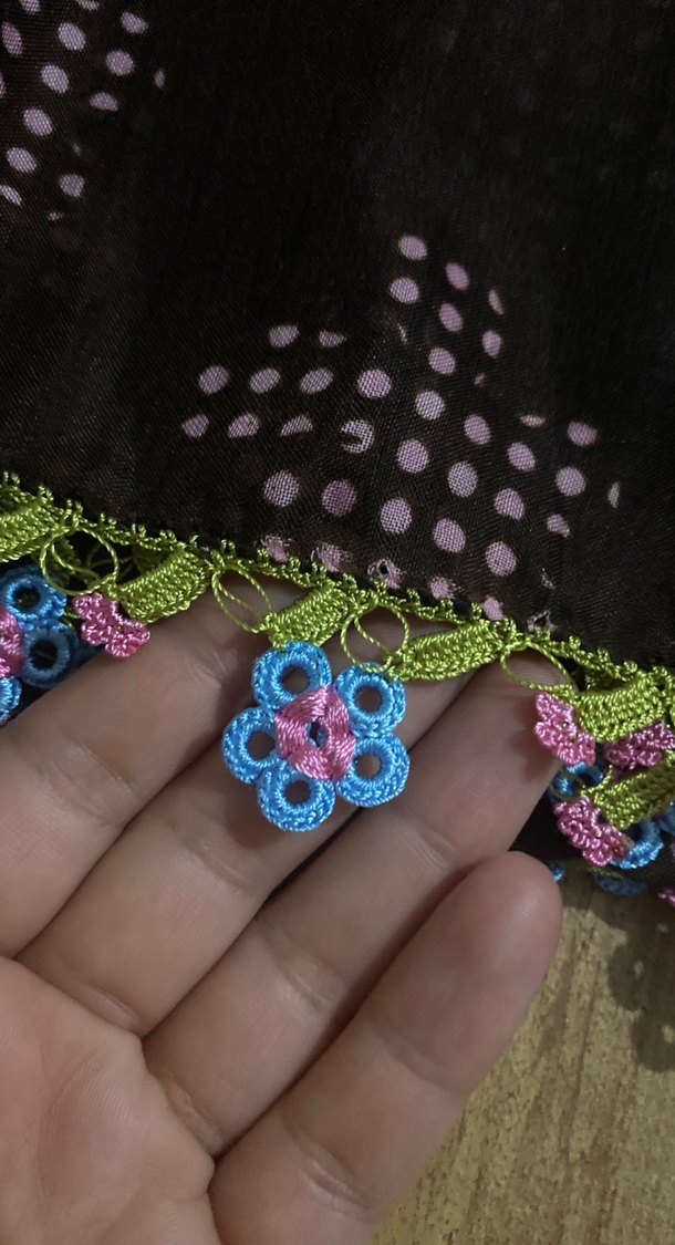 Dantel Detaylı Çok Renkli Kadın Fular - Görsel 2