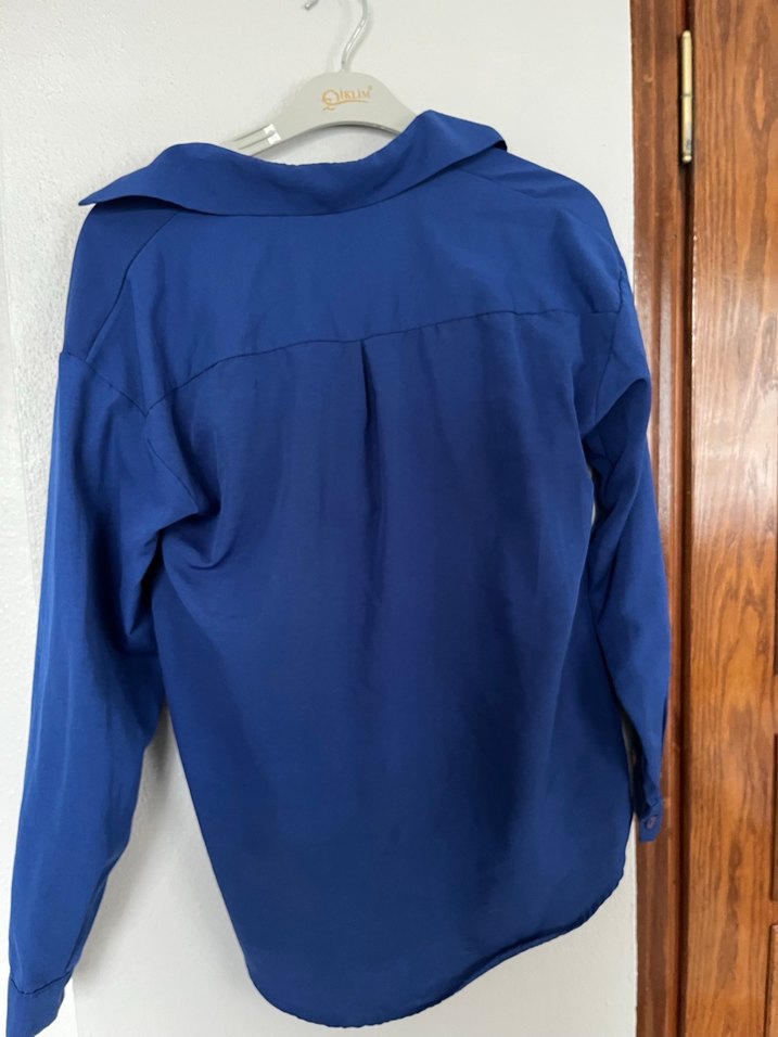 Düğmeli Mavi Kadın Keten Gömlek - Görsel 2