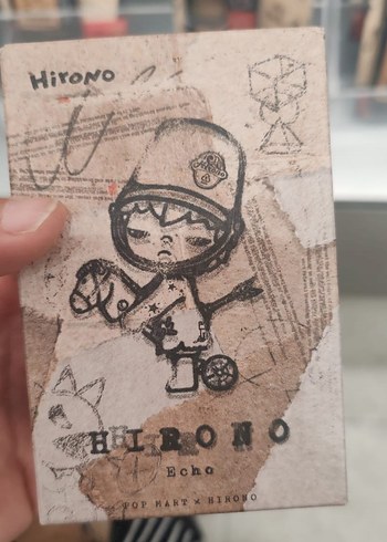 Hirono Echo Figür