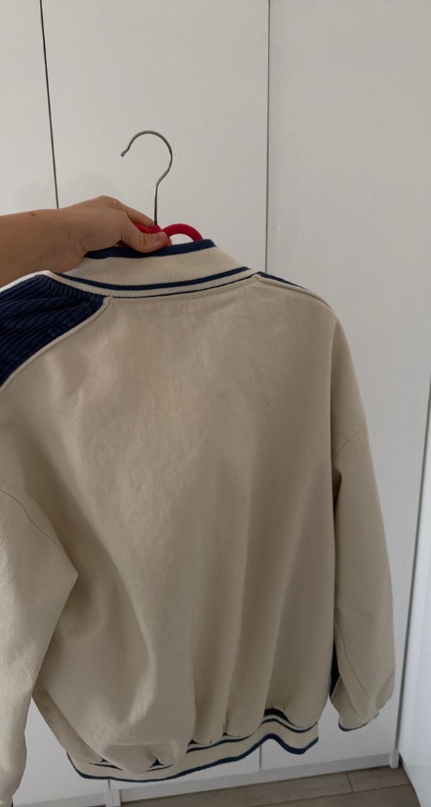 Beyaz Lacivert Baskılı Kadın Bomber Ceket - Görsel 2