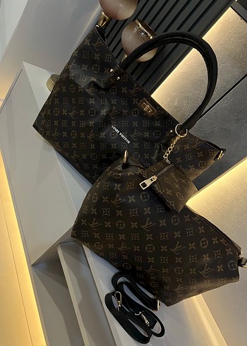 Louis Vuitton Monogramli Sik El Cantasi