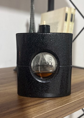 Yves Saint Laurent Black Opium Kadın Parfümü - Görsel 2