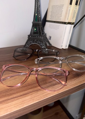 3 Renk Numarasız Klasik Kadın Gözlüğü - Görsel 3
