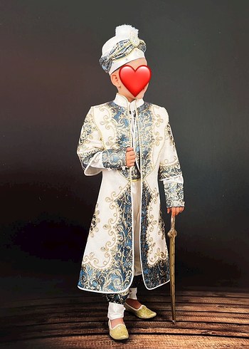 İşlemeli Beyaz Parlak Kısa Kollu Çocuk sünnet takımı - Görsel 7