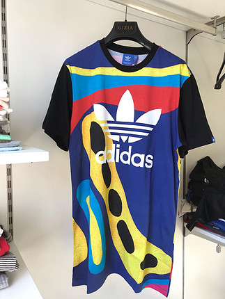 Adidas orjinal sıfır tişört