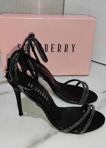 SHOBERRY Siyah Yılan Desenli Payetli tek bantlı Topuklu Ayakkabı - Görsel 2