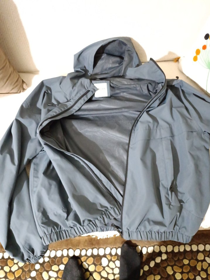 Gri Kapüşonlu Fermuarlı Erkek Ceket - Görsel 2