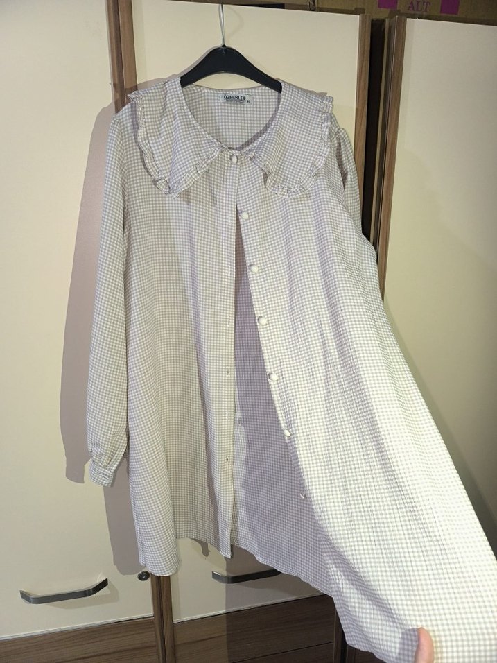 Düğmeli, uzun kollu, bol kesim kadın gömlek(defosuz) - Görsel 2