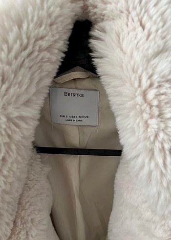 Bershka Beyaz Peluş Midi Kadın kürk - Görsel 3